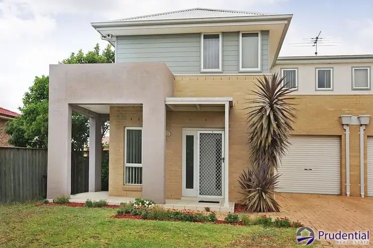 25 St Simon Close, Blair Athol NSW 2560