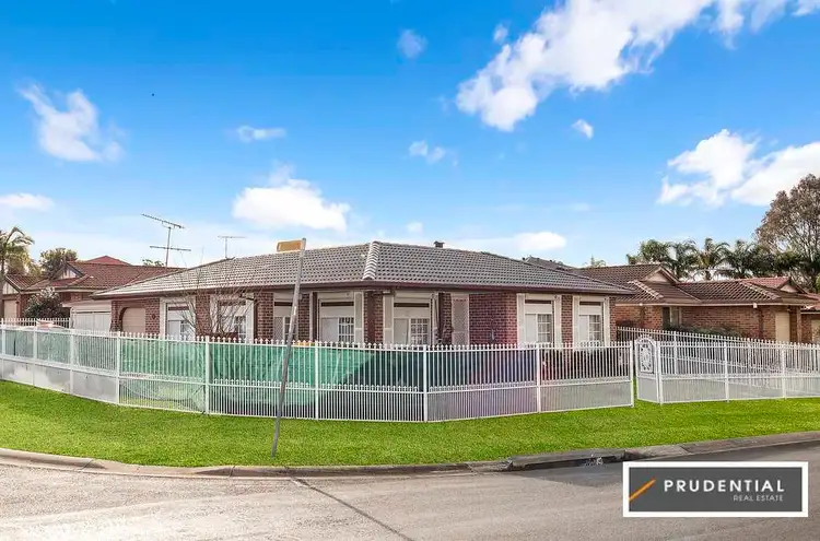 2 Stephano Place, Rosemeadow NSW 2560