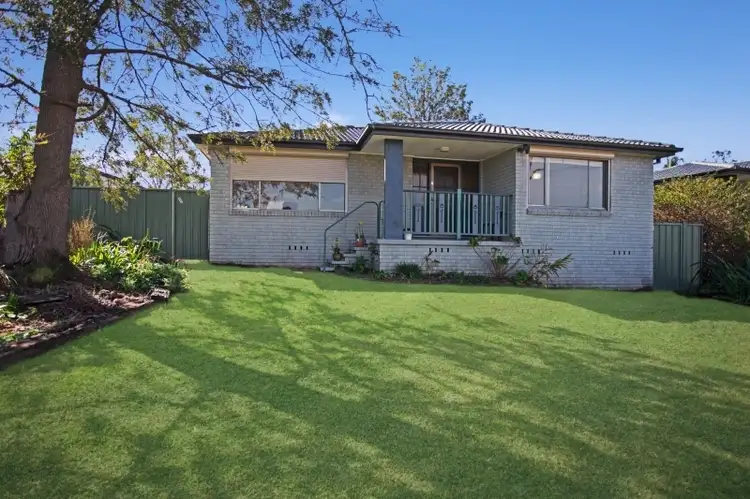 Main view of Homely house listing, 4 Petrie Close, Thornton NSW 2322