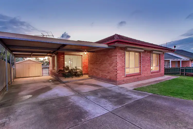25 McMahon Avenue, Para Hills SA 5096