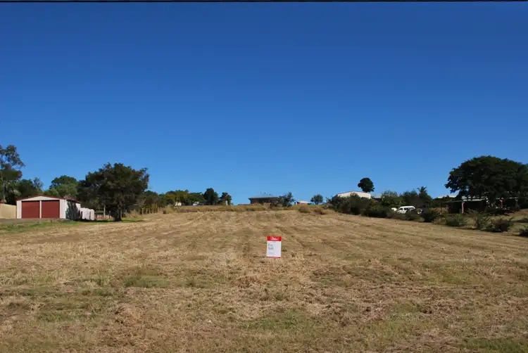 147 Lakes Dr, Laidley Heights QLD 4341