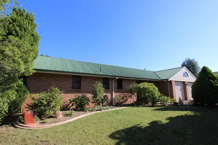 15 Jagoe Drive, Kelso NSW 2795