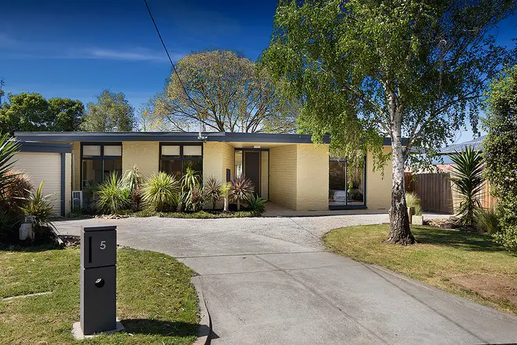 Second view of Homely house listing, 5 Bogong Court, Doncaster East VIC 3109
