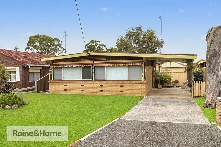 8 Sea Street, Umina Beach NSW 2257