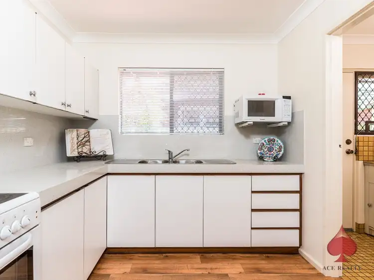 Sixth view of Homely villa listing, 2/62 Lockhart Street, Como WA 6152