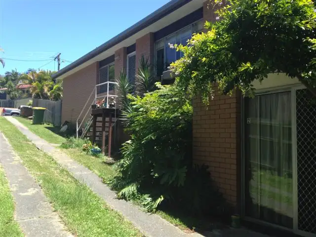 Second view of Homely semi-detached listing, 25 Caroline Avenue, Southport QLD 4215
