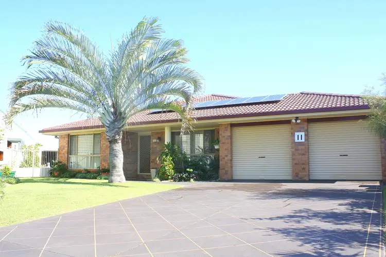 11 Parkview Crescent, Yamba NSW 2464