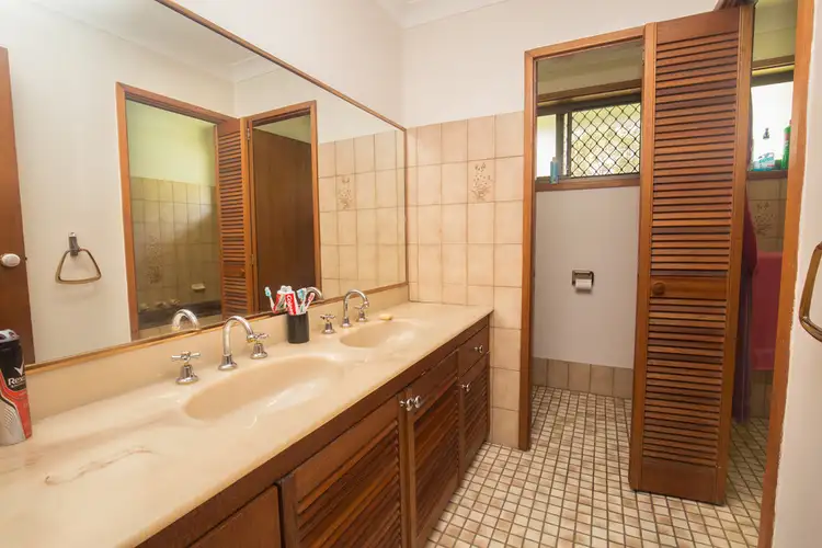 Fifth view of Homely house listing, 8 Jacob Place, Tenambit NSW 2323