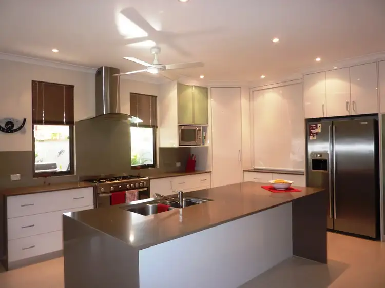 Second view of Homely house listing, 25 MacMahon Way, Baynton WA 6714