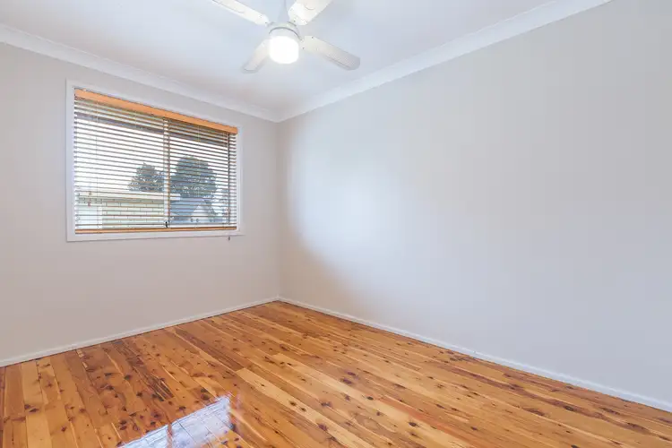 Fifth view of Homely unit listing, 4/4 Lyne Street, Oak Flats NSW 2529