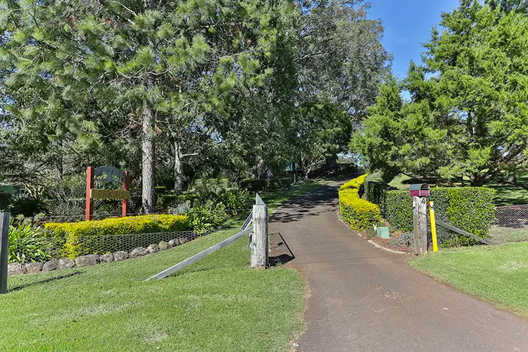 Third view of Homely house listing, 4 Hi-Winds Road, Blue Mountain Heights QLD 4350
