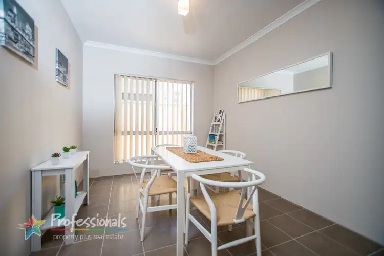 Fourth view of Homely house listing, 1/18 Malting Court, Canning Vale WA 6155