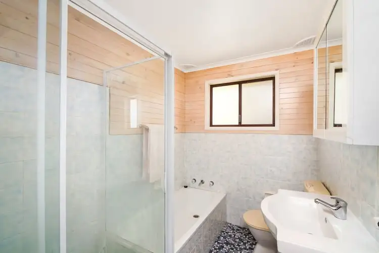 Fourth view of Homely house listing, 82 Robertson Road, Killarney Vale NSW 2261