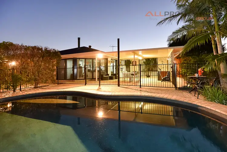 Second view of Homely house listing, 15 Utah Place, Parkinson QLD 4115