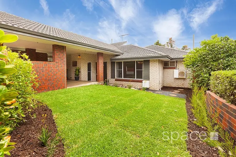 4/4A Watkins Place, Dalkeith WA 6009