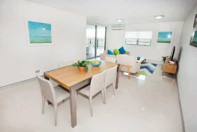 Fifth view of Homely unit listing, 3/80 Hornibrook Esplanade, Clontarf QLD 4019