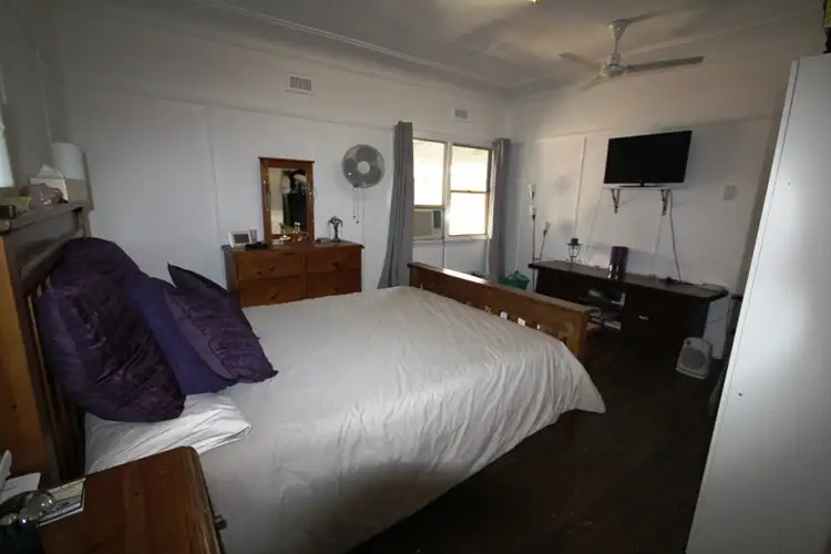 Fifth view of Homely house listing, 33 Edinburgh Drive, Taree NSW 2430