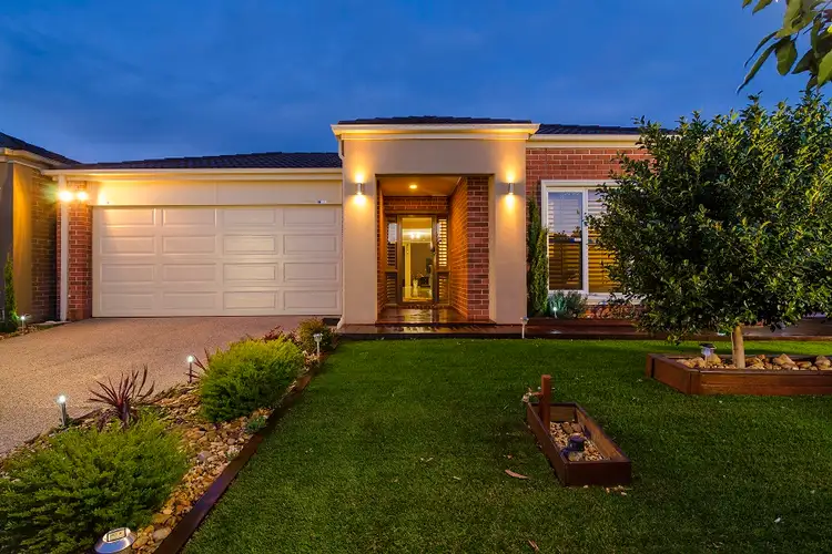 3 Shoveler Close, Truganina VIC 3027