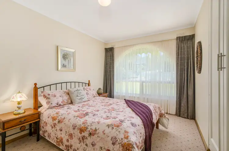 Fifth view of Homely house listing, 27 Currawong Crescent, Mount Gambier SA 5290