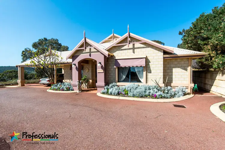 32 Bromfield Drive, Kelmscott WA 6111