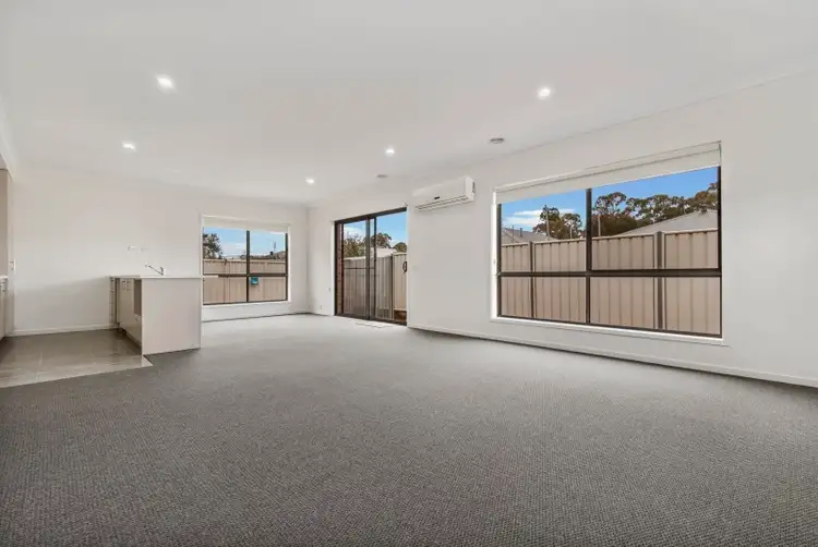Fourth view of Homely house listing, 4/9 Miners Rest, Kangaroo Flat VIC 3555