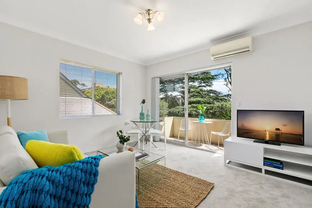 Main view of Homely unit listing, 8/136 Wycombe Road, Neutral Bay NSW 2089