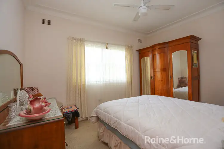Fifth view of Homely house listing, 11 Edgell Street, West Bathurst NSW 2795