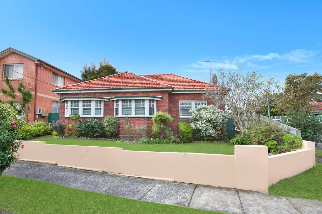 Main view of Homely house listing, 10 Cranbrook Street, Botany NSW 2019