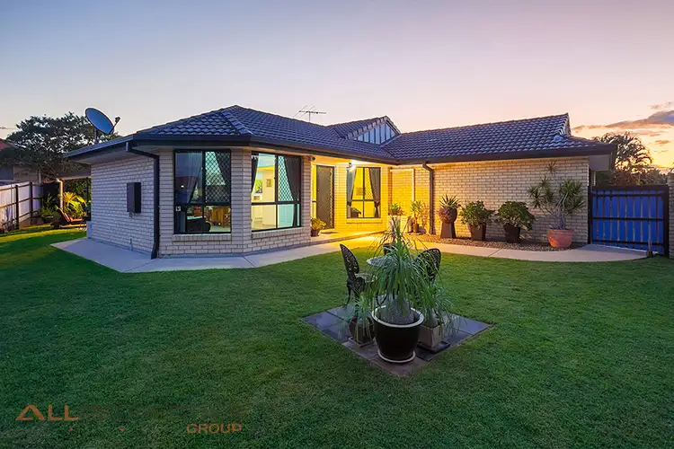 27 Dampier Cres, Drewvale QLD 4116