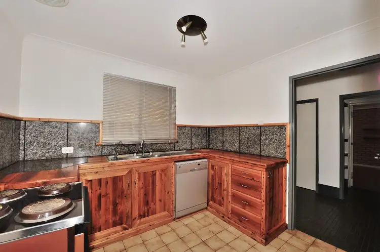 Fifth view of Homely house listing, 2 Kiwa Place, Cooloongup WA 6168
