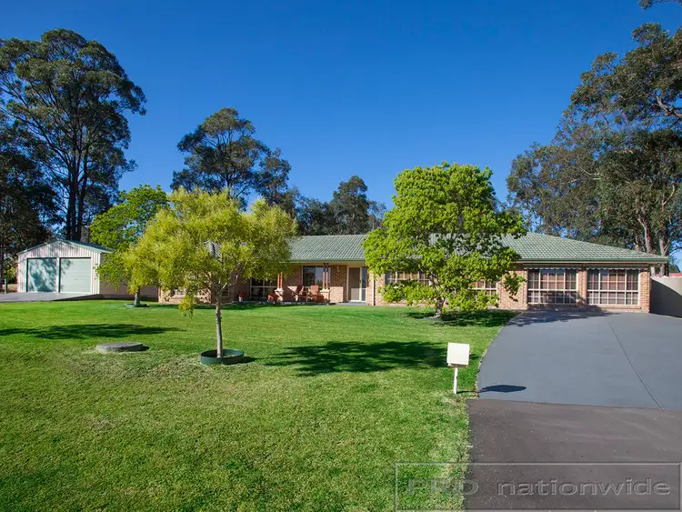 10 Woodlands Drive, Thornton NSW 2322