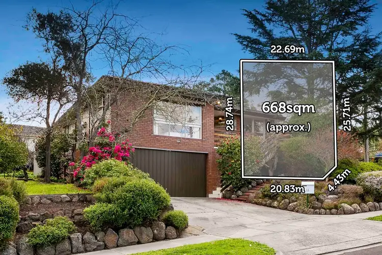 11 Currajong Street, Doncaster East VIC 3109