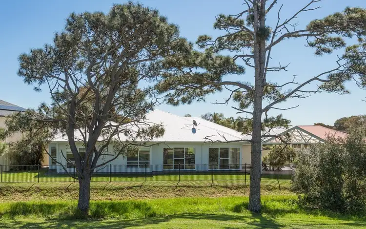 Golfer Retreat 11 Hooghly Court, Mccracken SA 5211