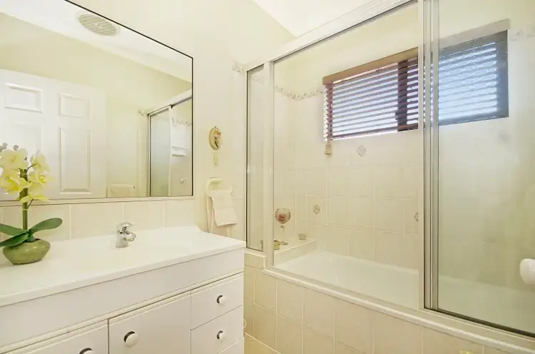 Sixth view of Homely house listing, 2 Monteray Way, Kirwan QLD 4817