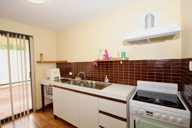 Fifth view of Homely townhouse listing, 6/25 Eric St, Como WA 6152