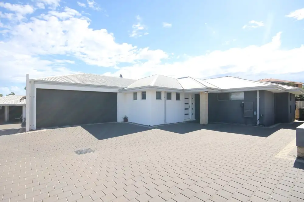Main view of Homely villa listing, 292A Durlacher Street, Mahomets Flats WA 6530