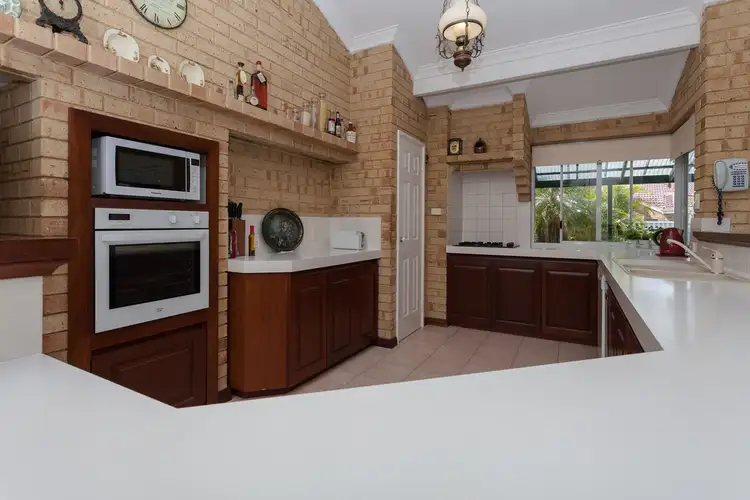 Fourth view of Homely house listing, 6 Blount Court, Duncraig WA 6023
