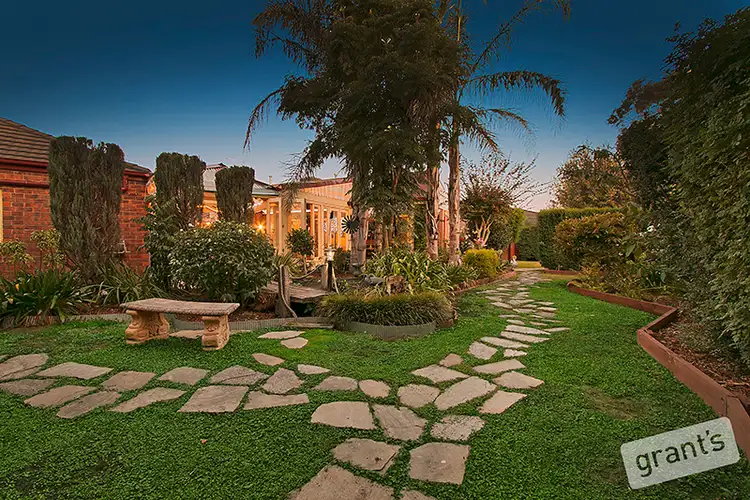Sixth view of Homely house listing, 4 Furness Court, Berwick VIC 3806