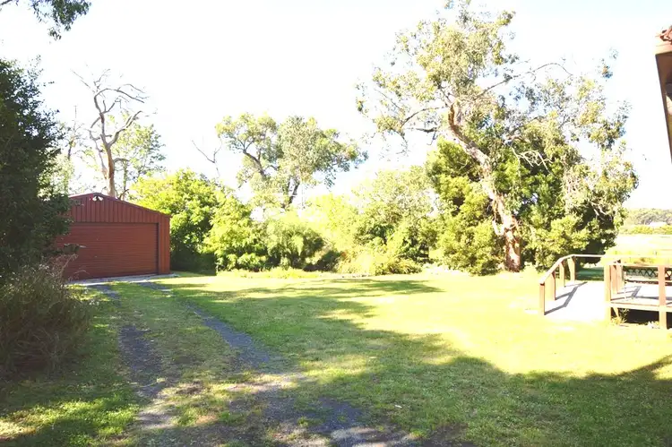 10B Daniels Road, Wattle Bank VIC 3995