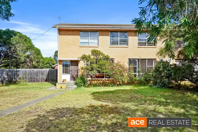 8 Whittaker Avenue, Laverton VIC 3028