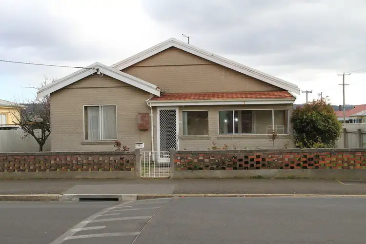 15 Jellico  Street, Mowbray TAS 7248