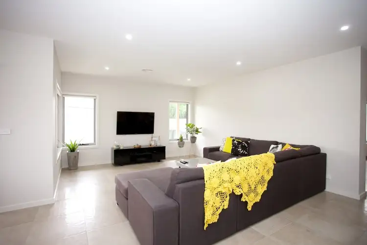 Fifth view of Homely house listing, 6 Brigid Court, Horsham VIC 3400