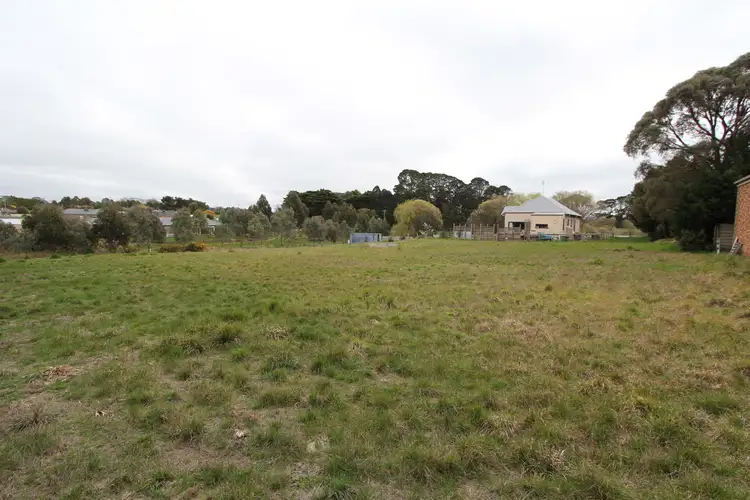 381 Old Melbourne Road, Ballan VIC 3342