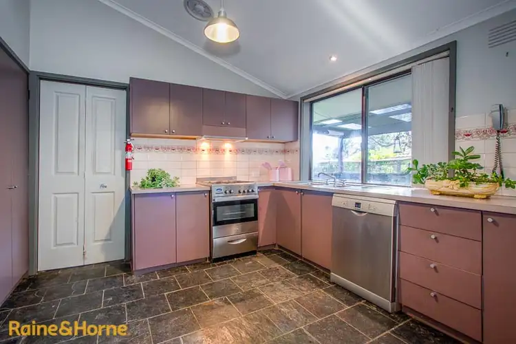 Fourth view of Homely house listing, 3 Perceval Street, Sunbury VIC 3429