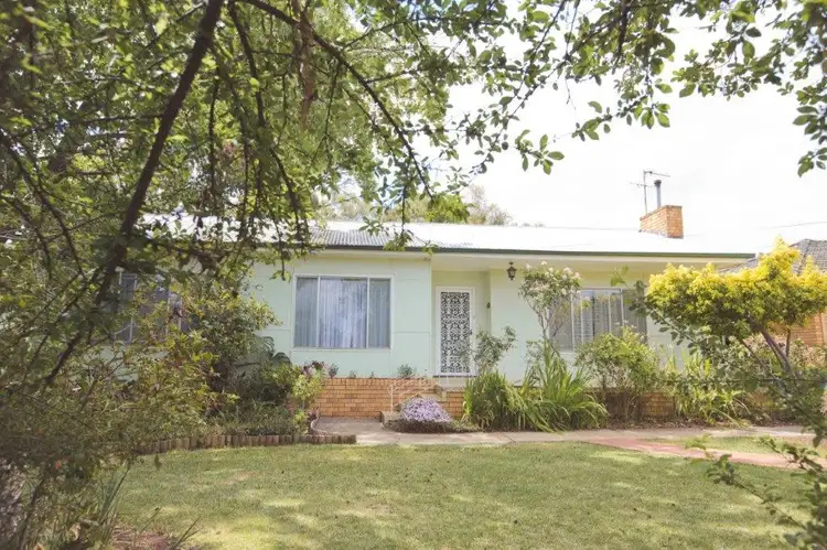 11 Wood Road, Griffith NSW 2680