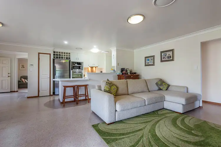 Second view of Homely house listing, 3 Fairview Close, Rangeville QLD 4350