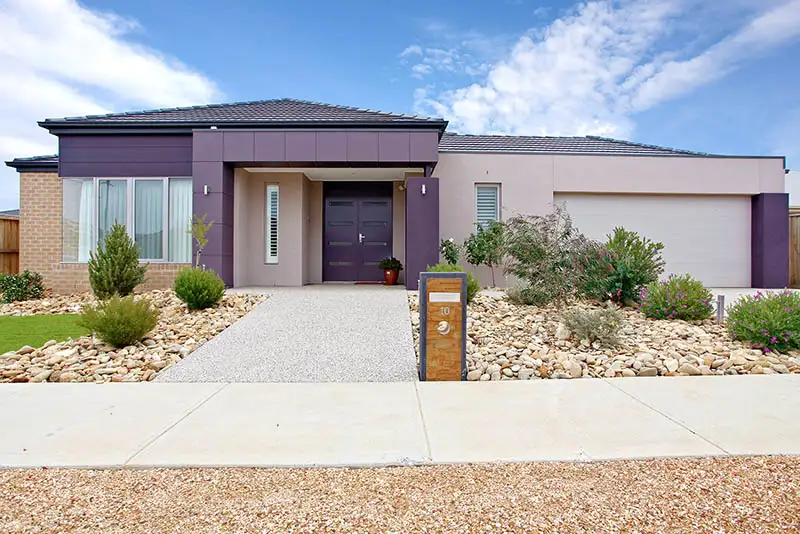 Main view of Homely house listing, 10 Alvis Close, Taylors Hill VIC 3037