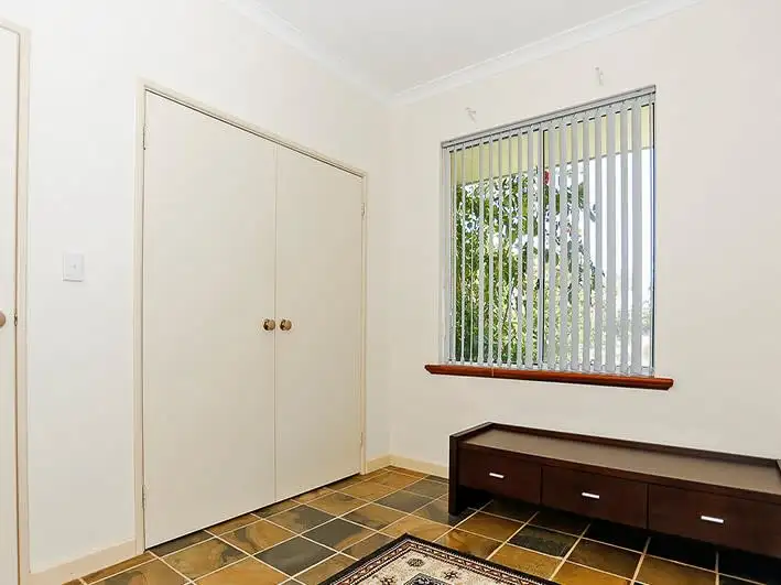 Seventh view of Homely house listing, 118 Woolly Bush Loop, Woodridge WA 6041