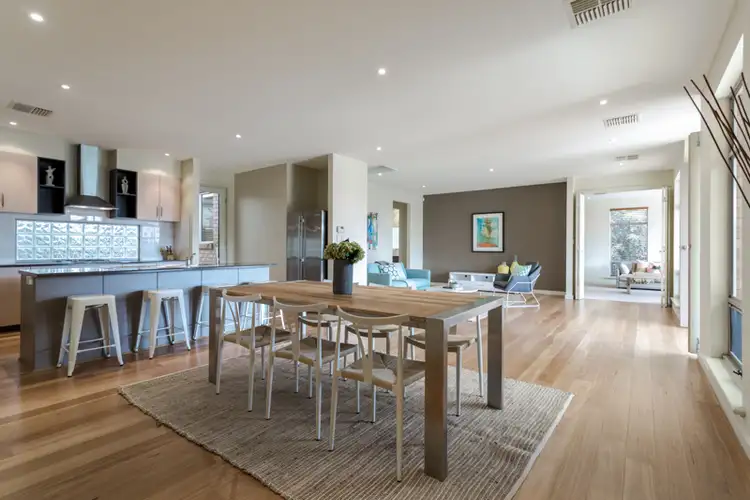 23 Cormorant Way, Mawson Lakes SA 5095
