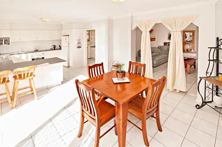 Fifth view of Homely unit listing, 2/35 School Street, Hanwood NSW 2680